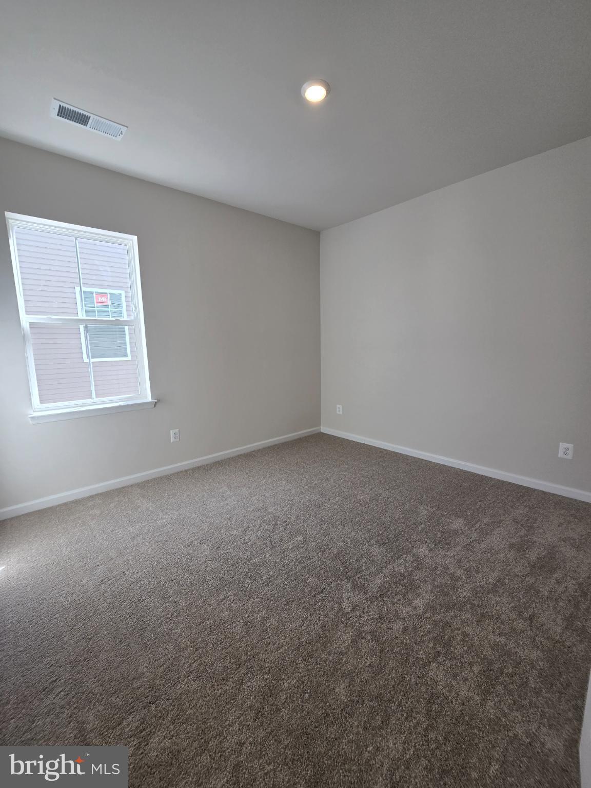 RED CLOVER MEADOWS - Residential Lease