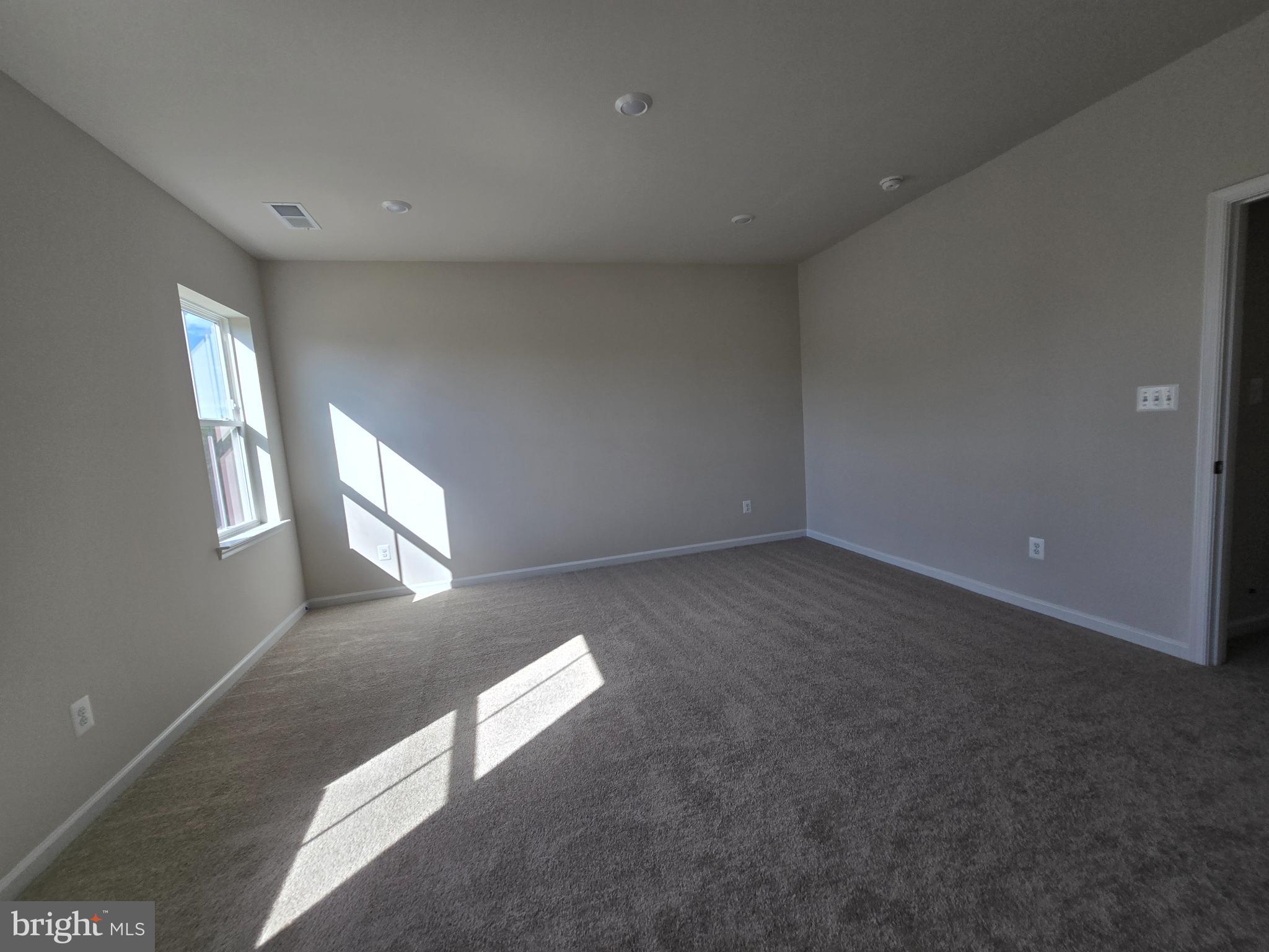 RED CLOVER MEADOWS - Residential Lease