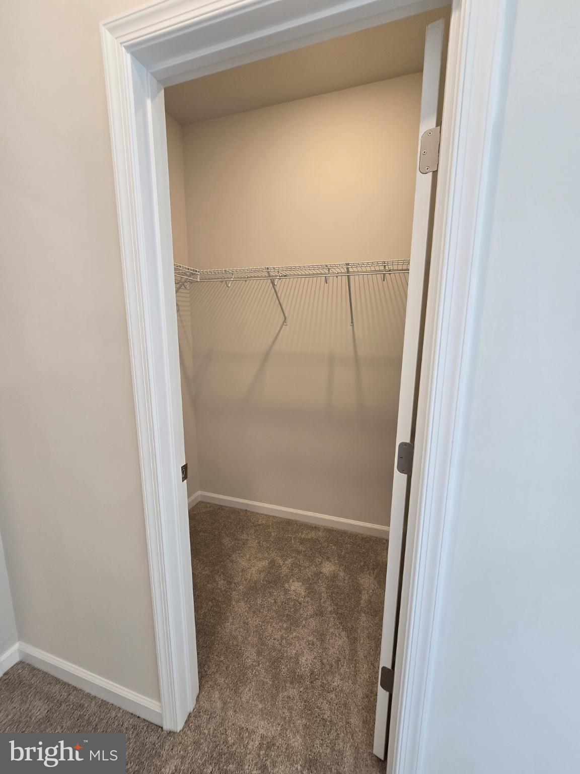 RED CLOVER MEADOWS - Residential Lease