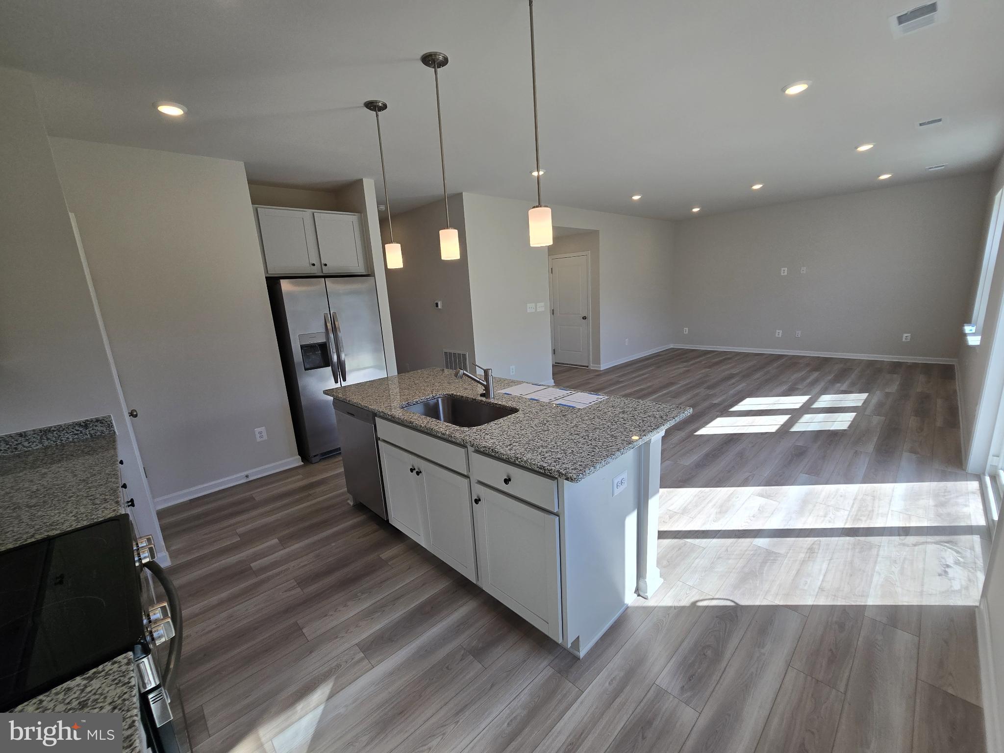 RED CLOVER MEADOWS - Residential Lease