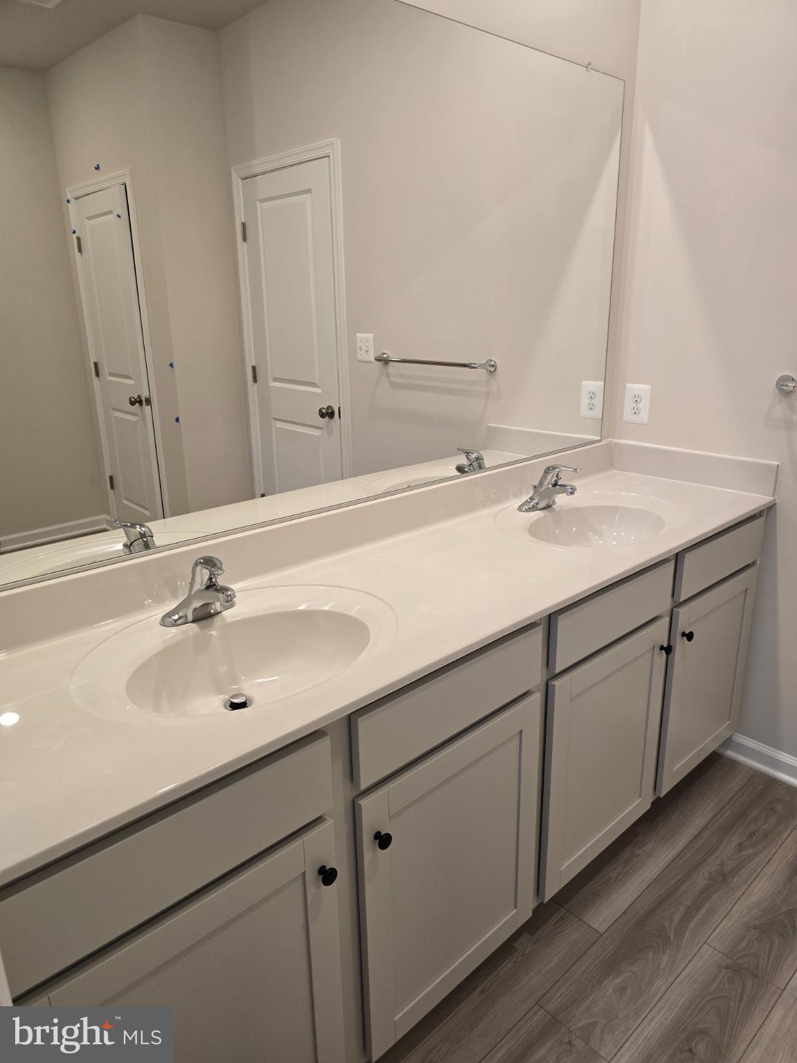 RED CLOVER MEADOWS - Residential Lease