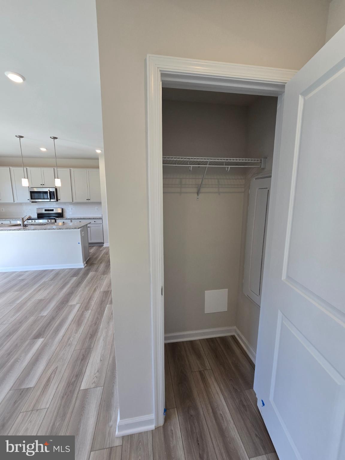 RED CLOVER MEADOWS - Residential Lease