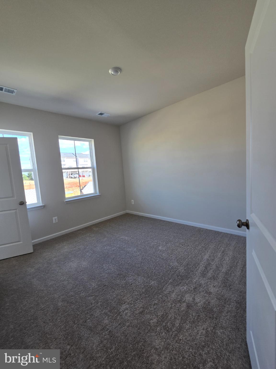 RED CLOVER MEADOWS - Residential Lease