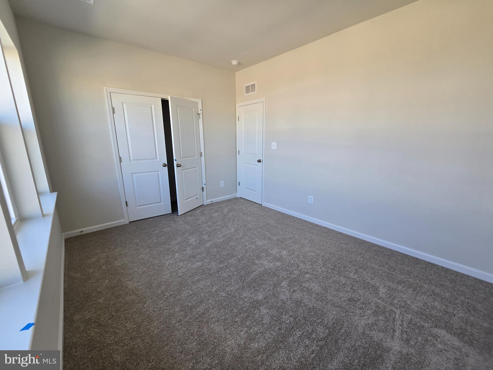 RED CLOVER MEADOWS - Residential Lease