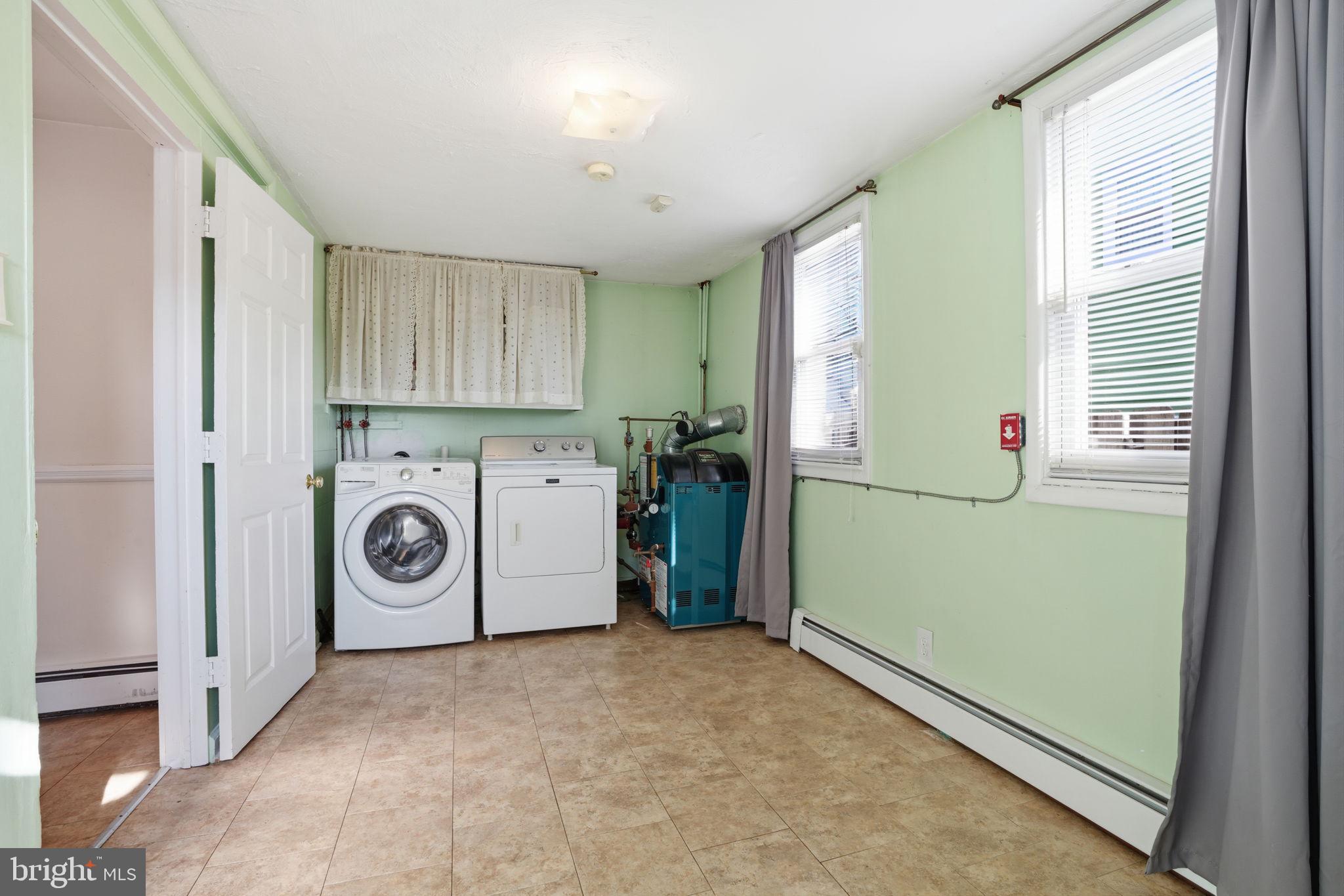 WASHINGTON HGTS - Residential