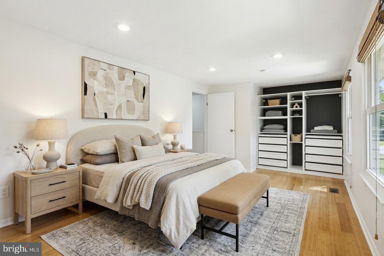 GLEN OAKS - Residential