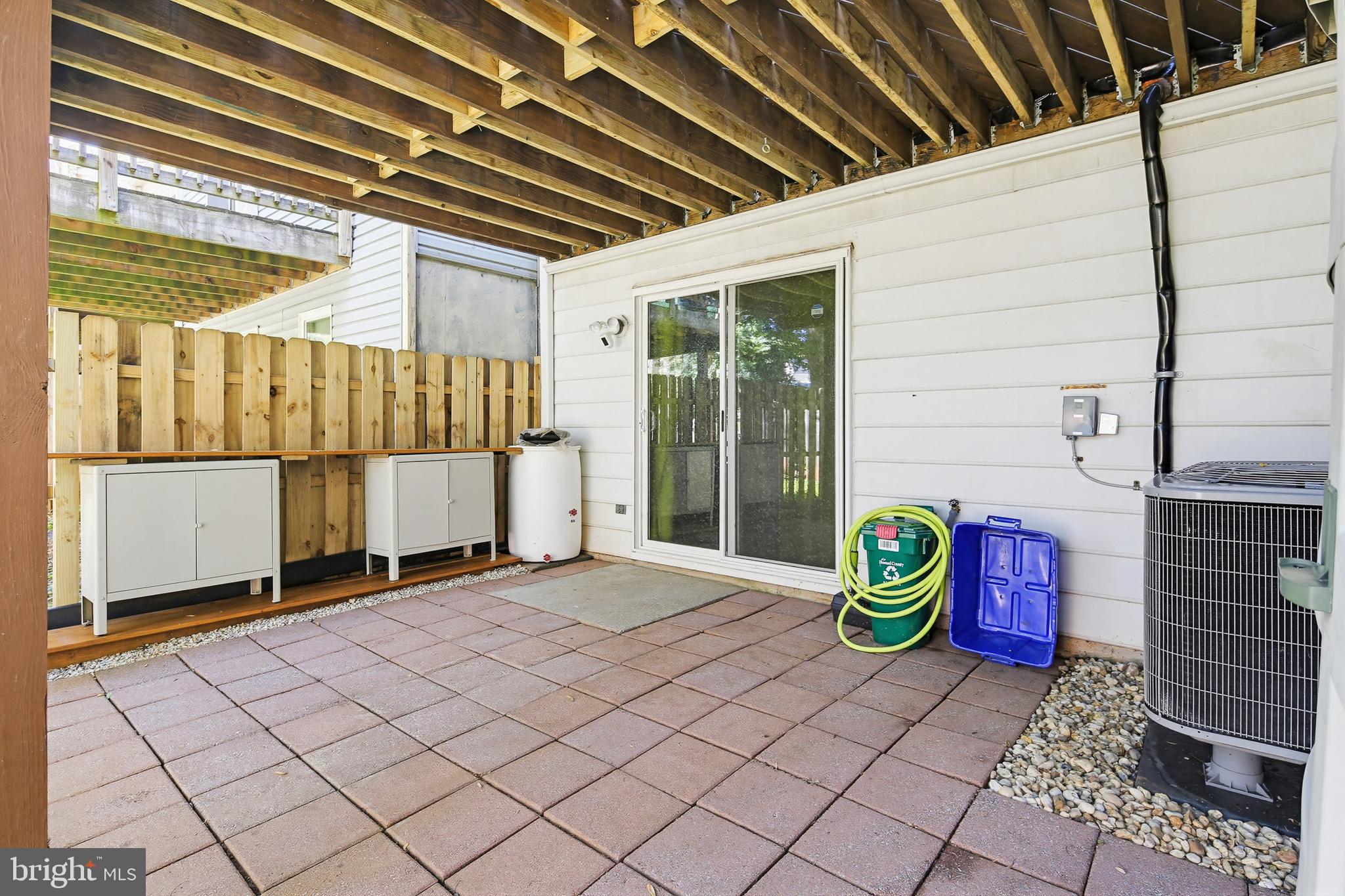 GLEN OAKS - Residential