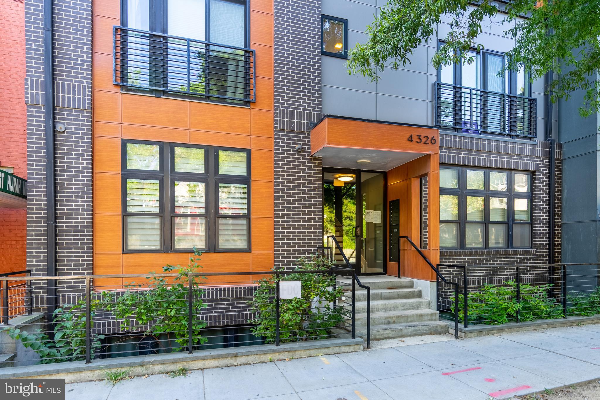 4326 GEORGIA AVENUE NW 402