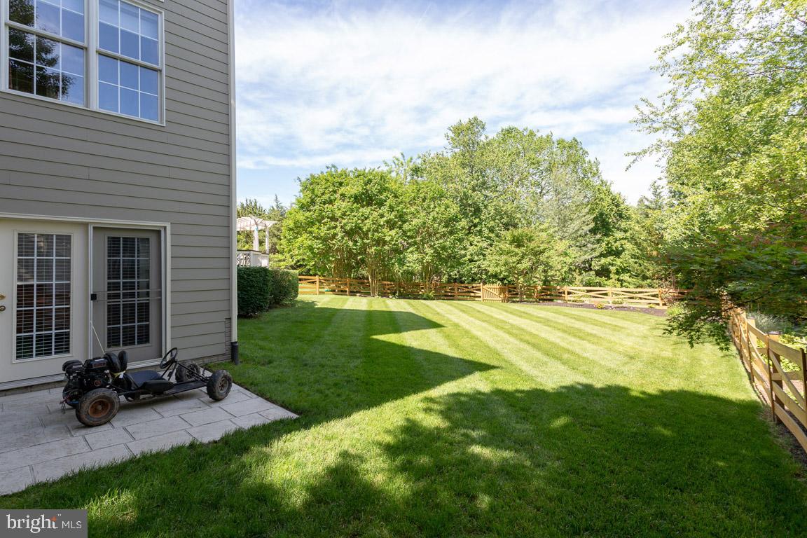 LANSDOWNE ON THE POTOMAC - Residential Lease