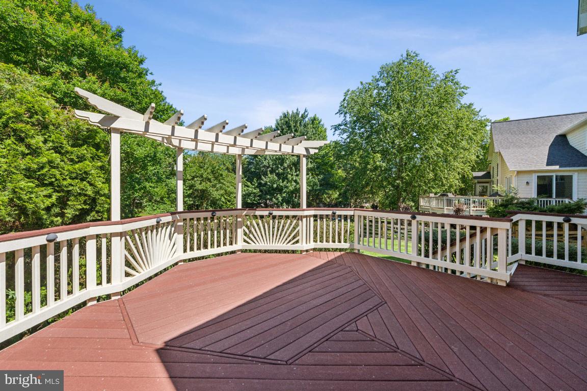 LANSDOWNE ON THE POTOMAC - Residential Lease