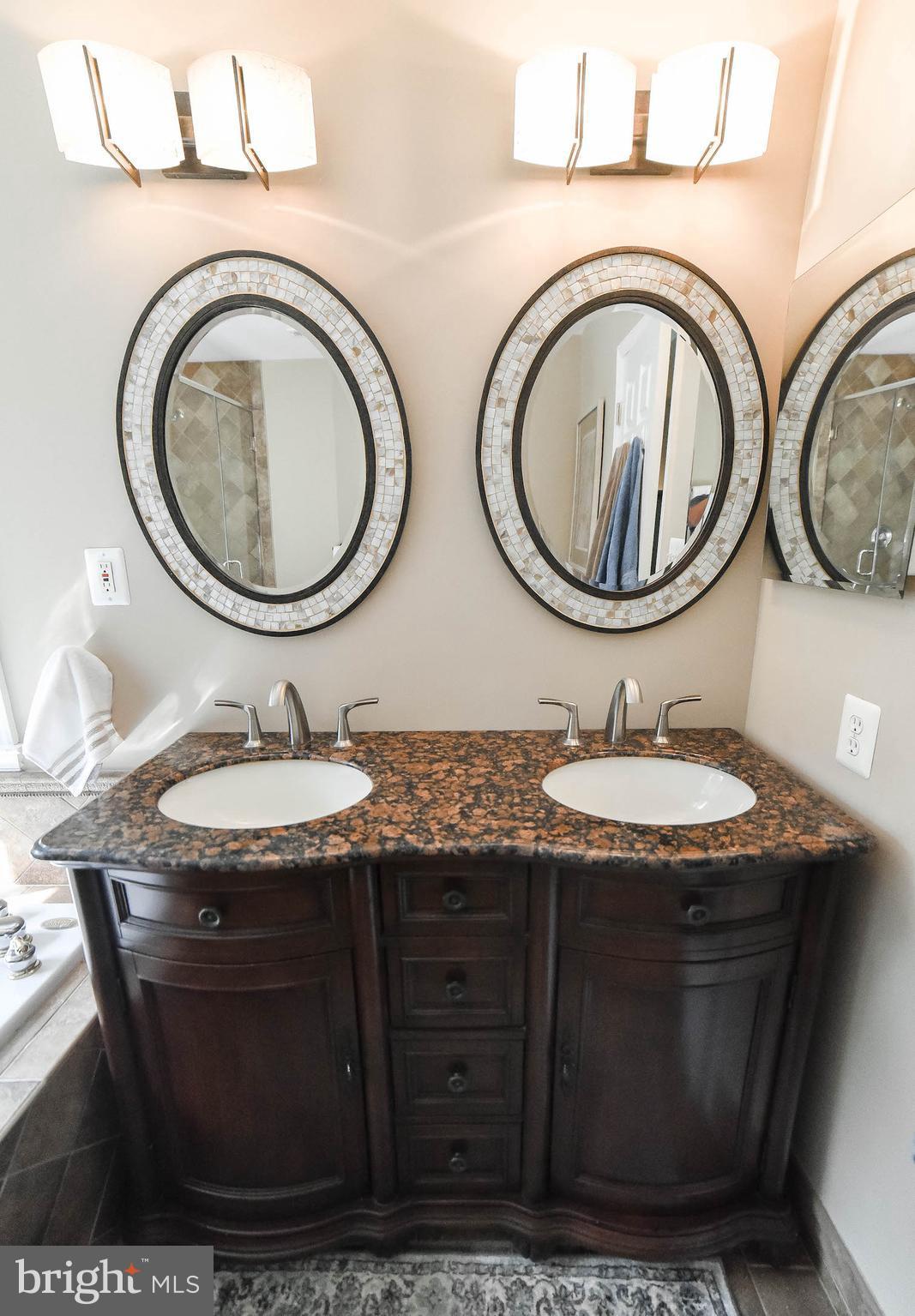 PEACH BLOSSOM FARM - Residential