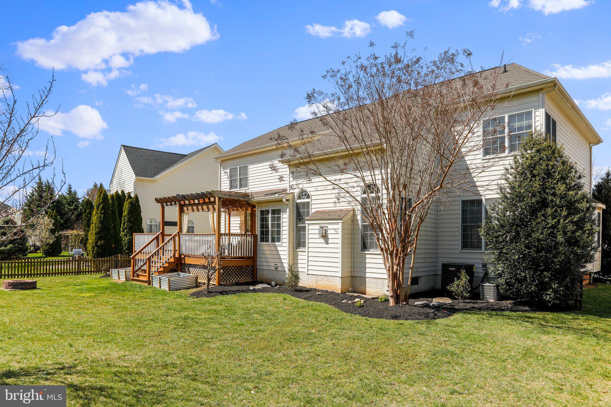 HARVEST RIDGE - Residential