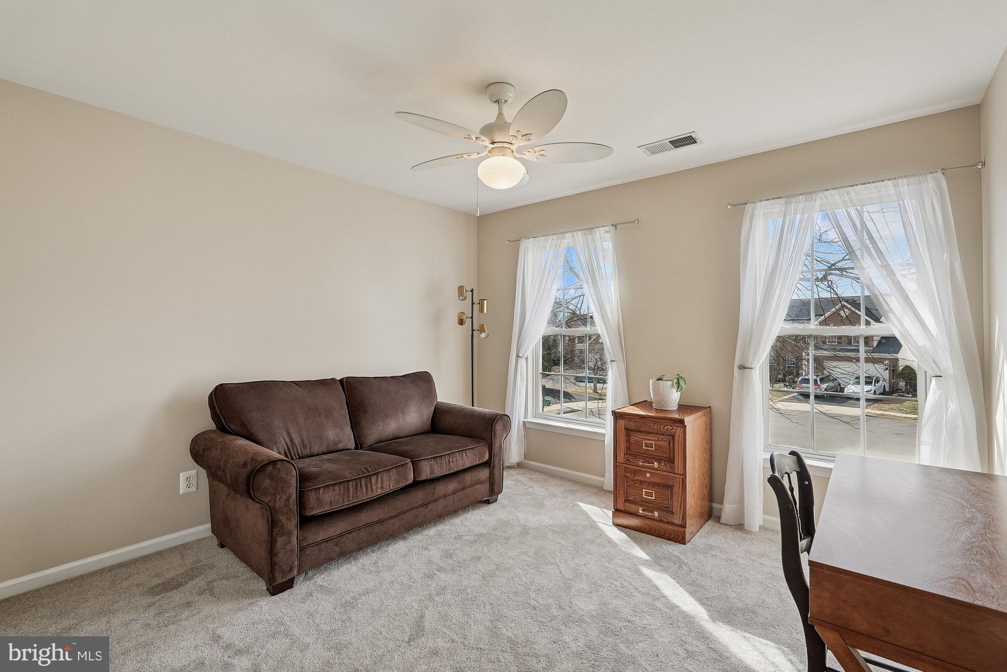 VIRGINIA OAKS - Residential