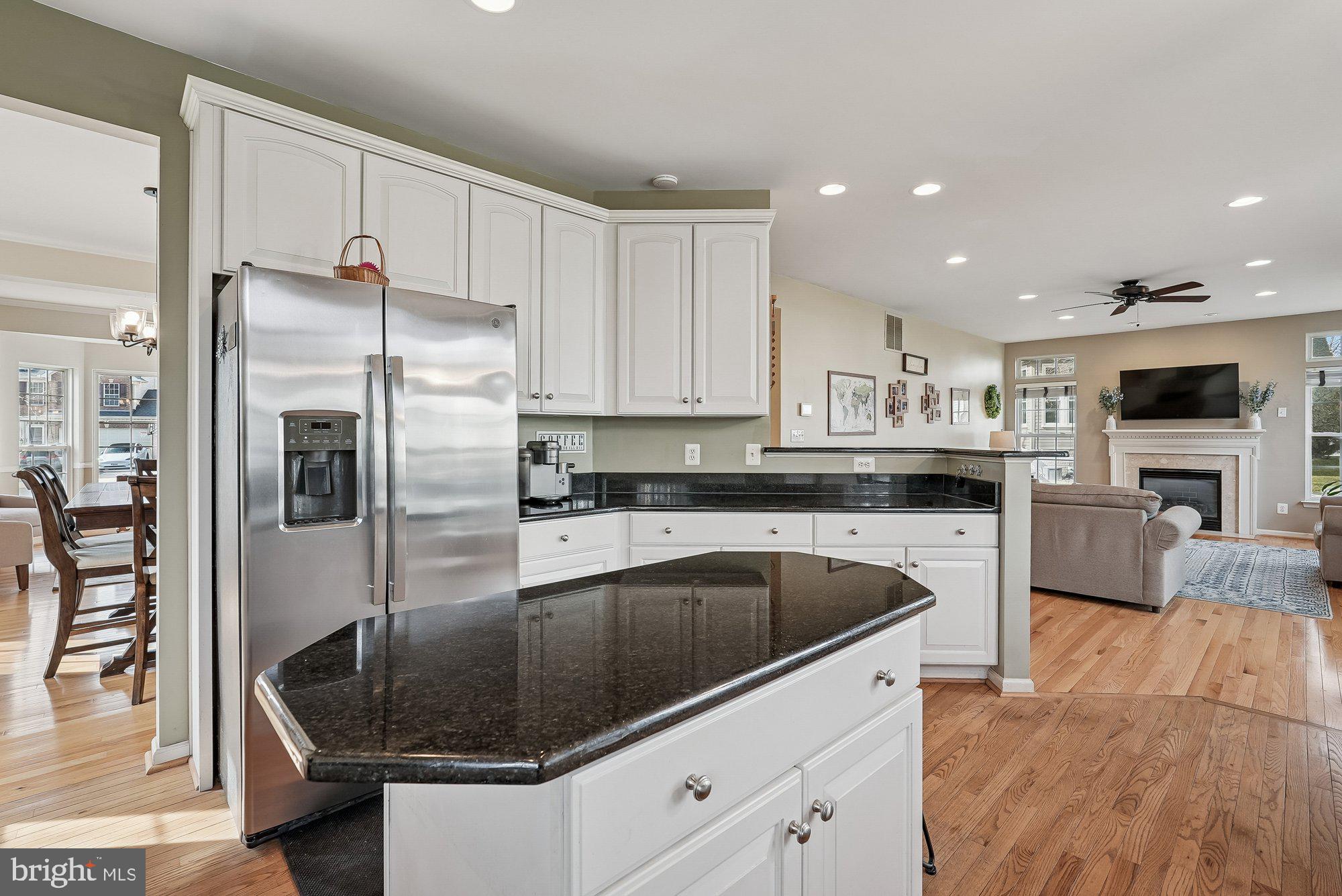 VIRGINIA OAKS - Residential