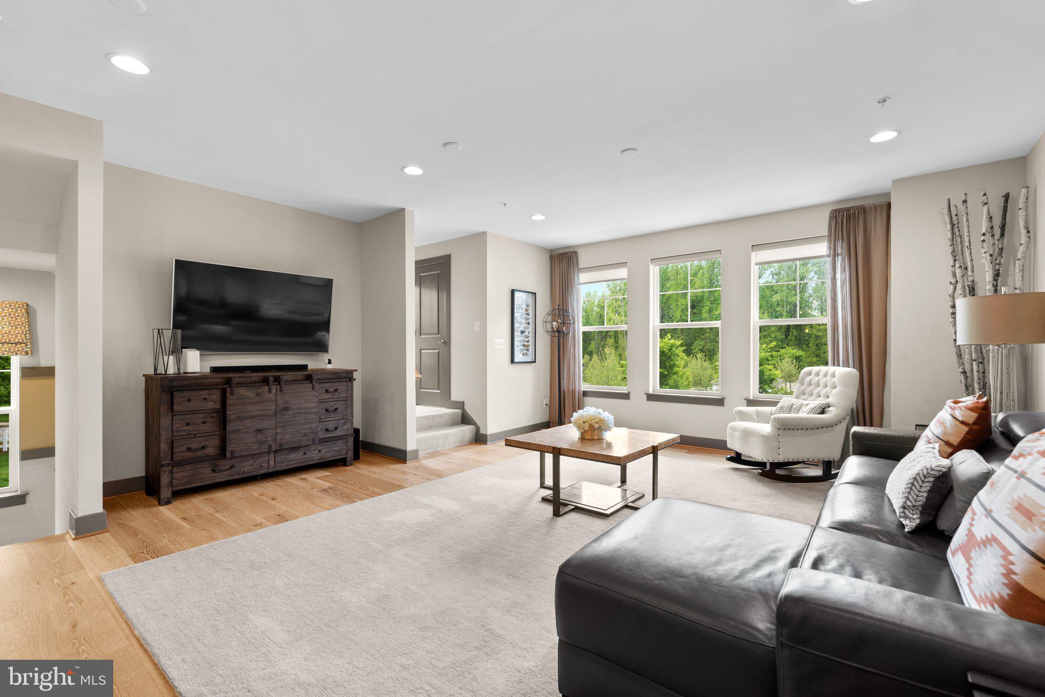 ARNOLD RIDGE - Residential