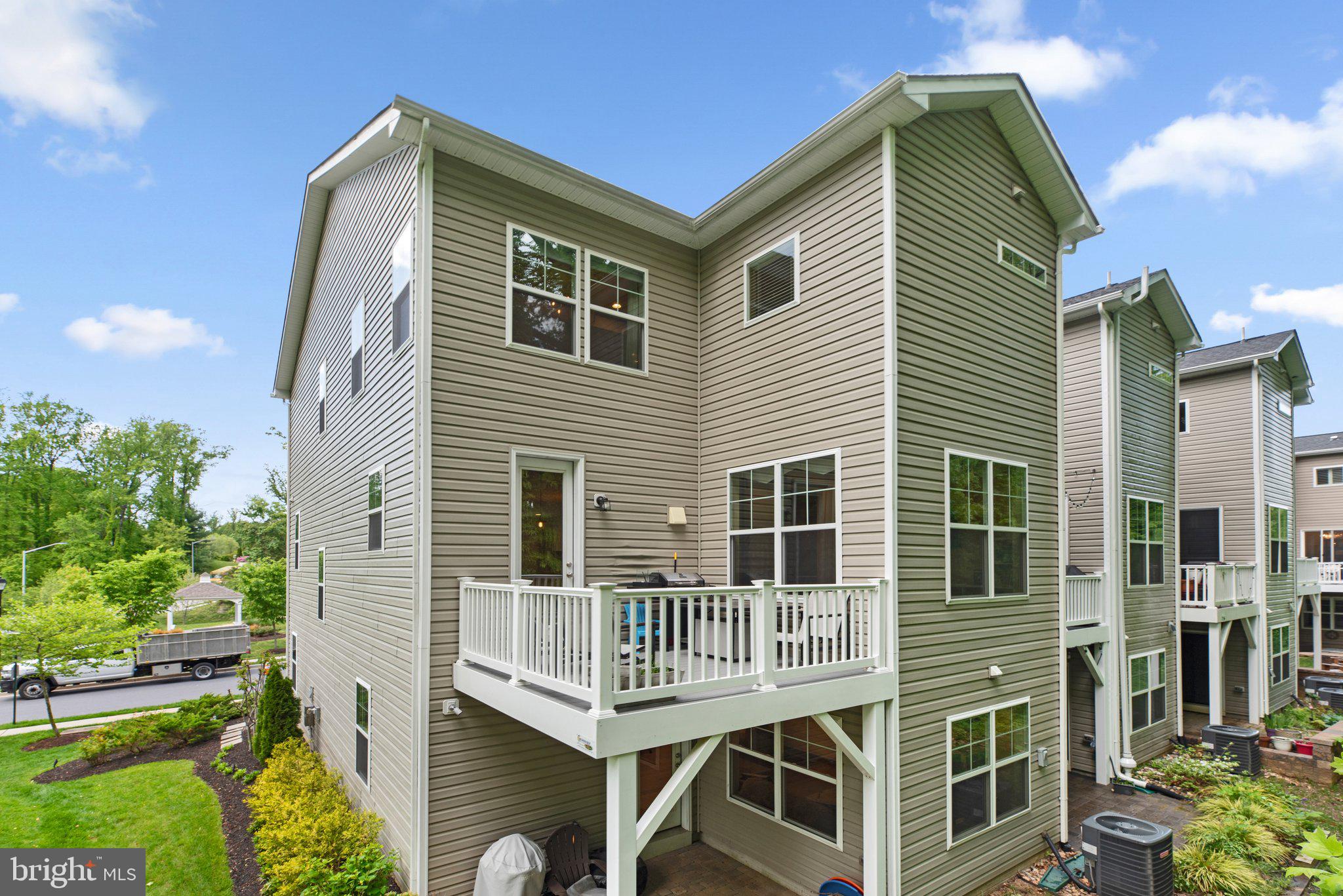 ARNOLD RIDGE - Residential