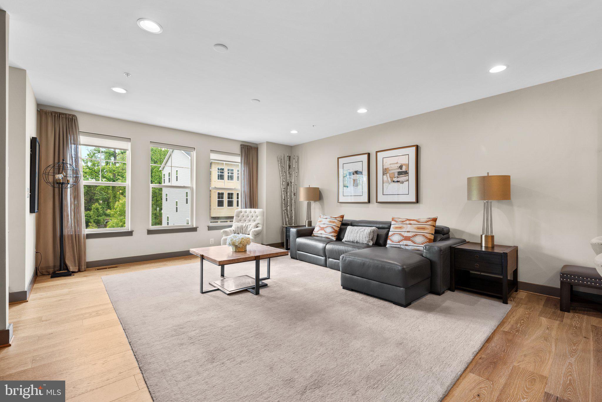 ARNOLD RIDGE - Residential