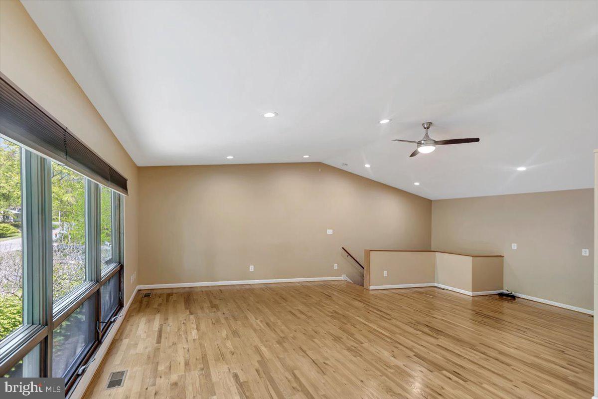 FREEDOM FOREST - Residential