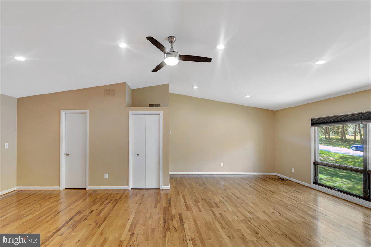 FREEDOM FOREST - Residential