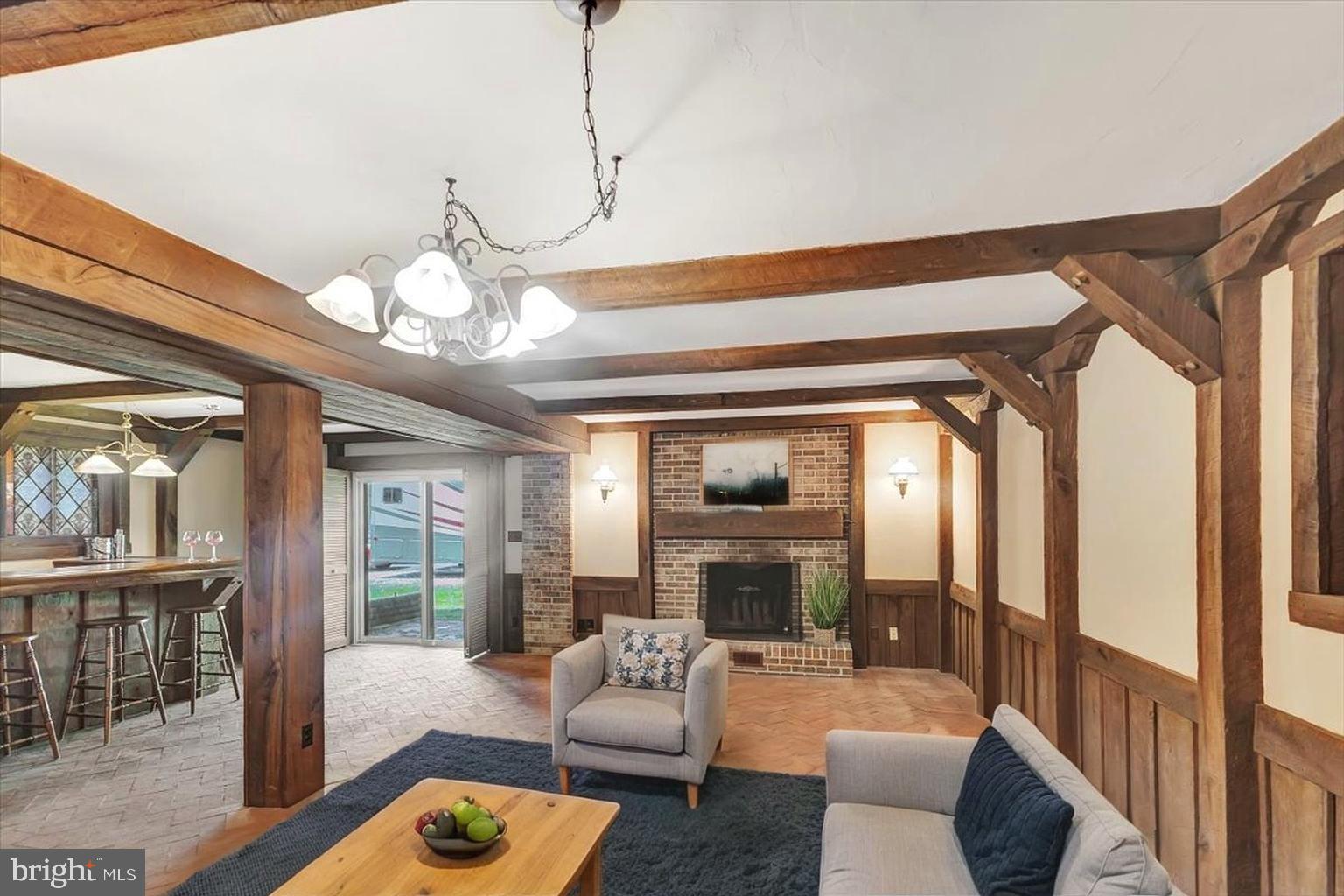 FREEDOM FOREST - Residential