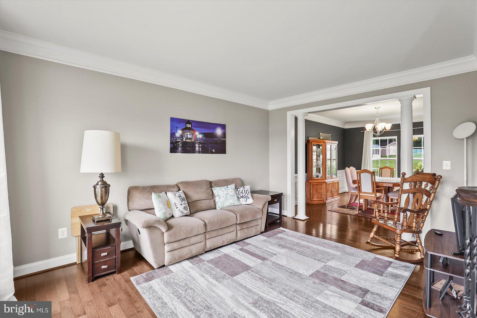 32 KAITLYN DRIVE