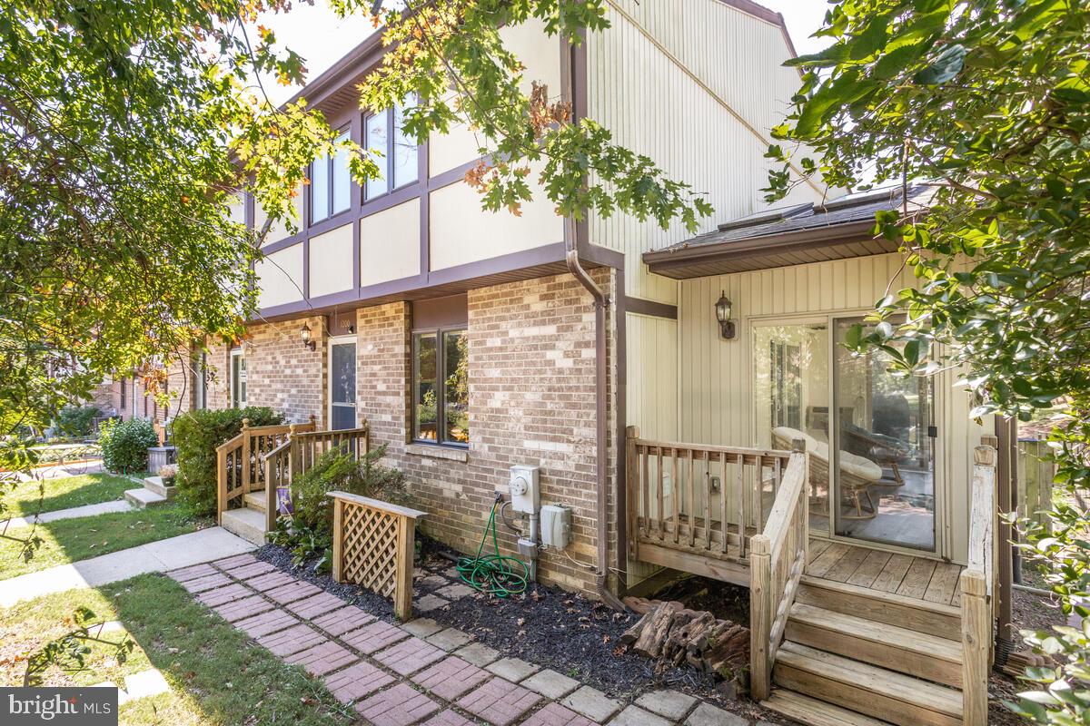 KIMBERLY WOODS VILLAGE - Residential