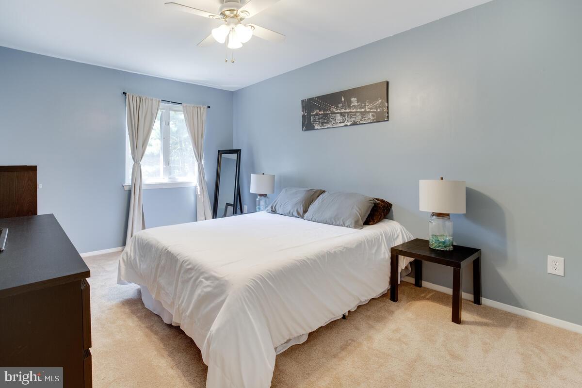 KIMBERLY WOODS VILLAGE - Residential