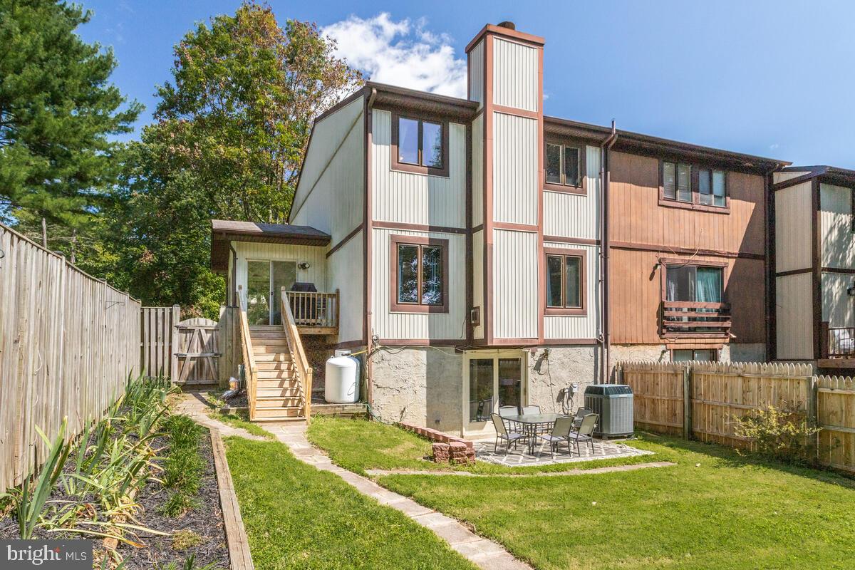 KIMBERLY WOODS VILLAGE - Residential