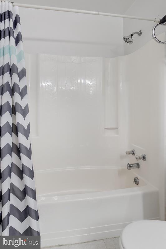 KIMBERLY WOODS VILLAGE - Residential