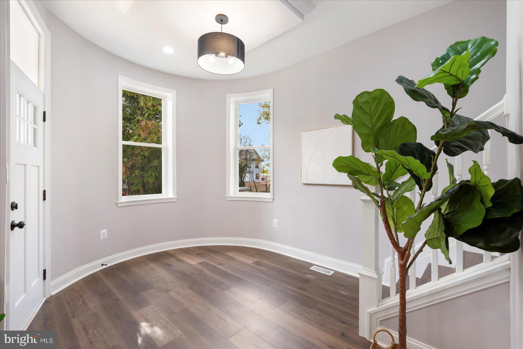 FOREST PARK - Residential