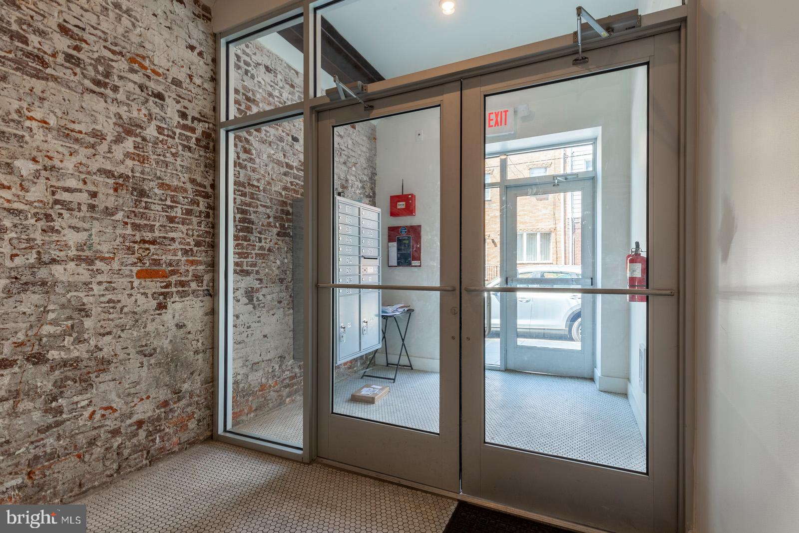 EAST PASSYUNK CROSSING - Residential Lease