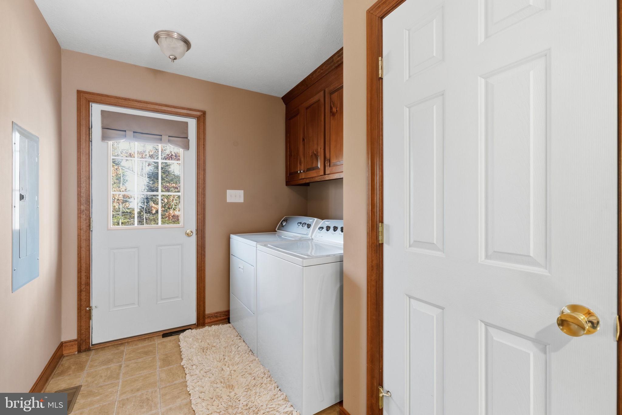 WINDING RIDGE - Residential