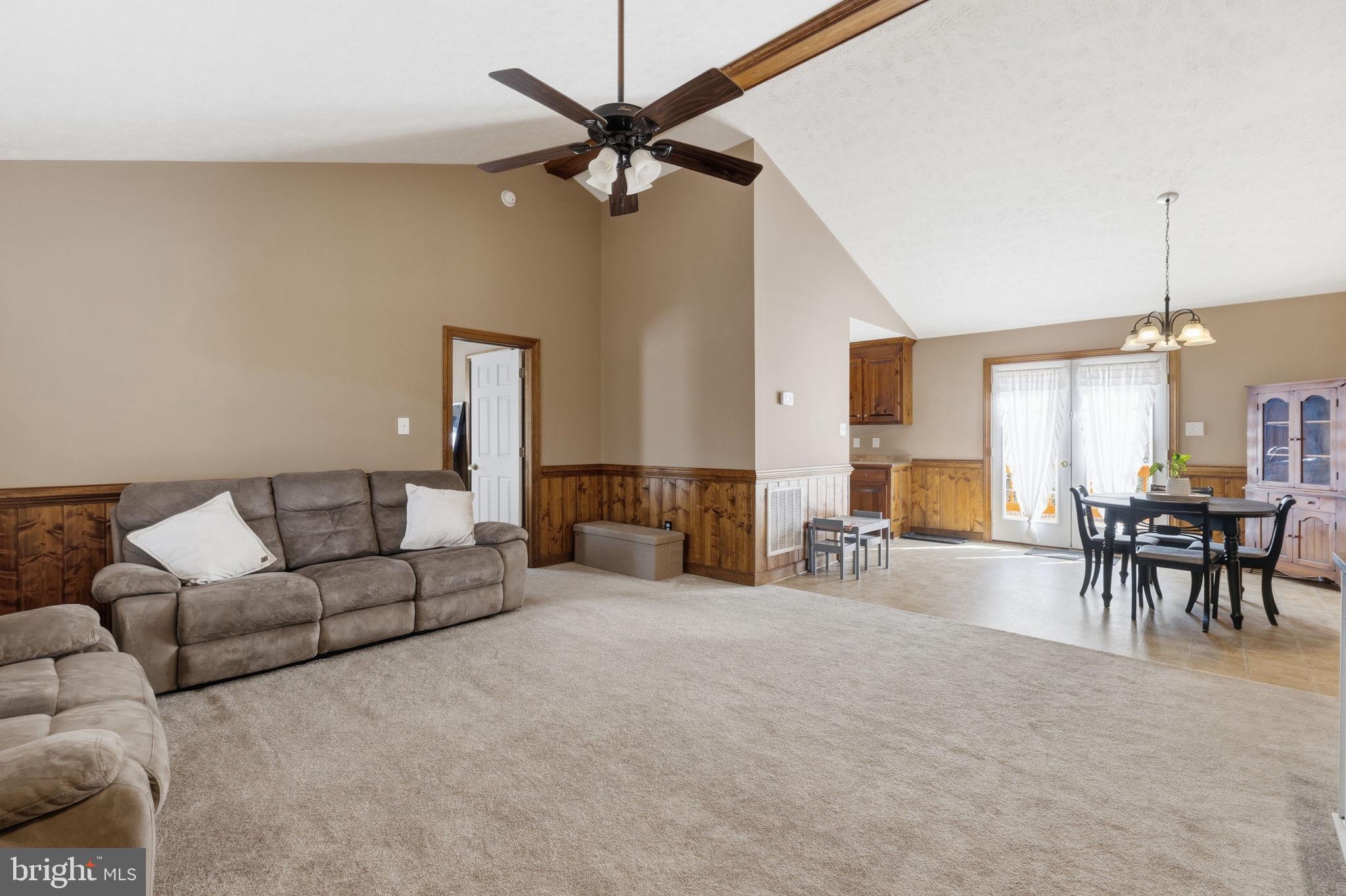 WINDING RIDGE - Residential