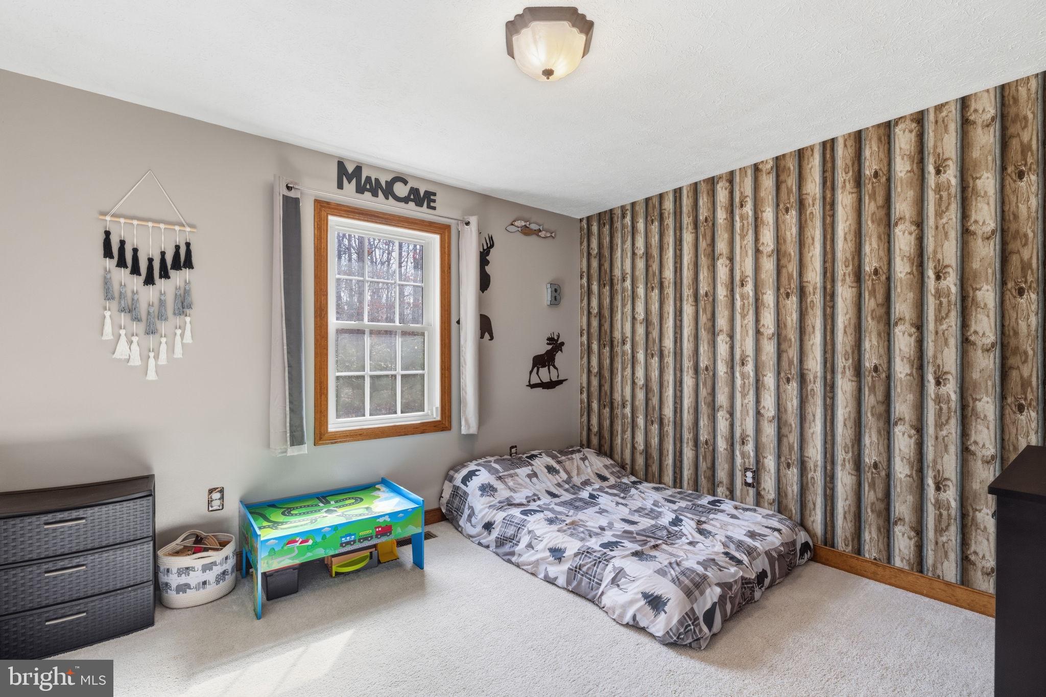 WINDING RIDGE - Residential