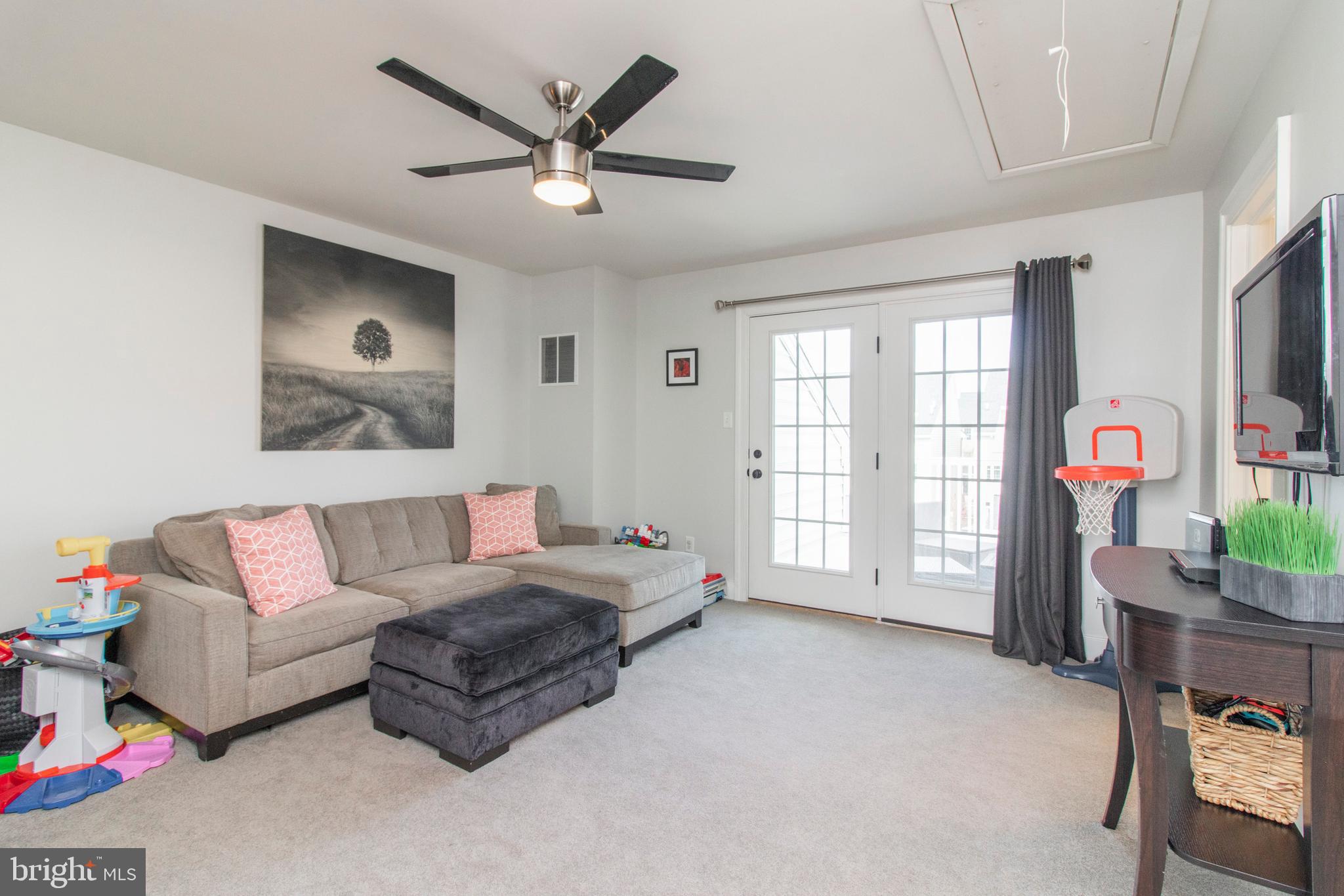 MAGNOLIA PLACE - Residential