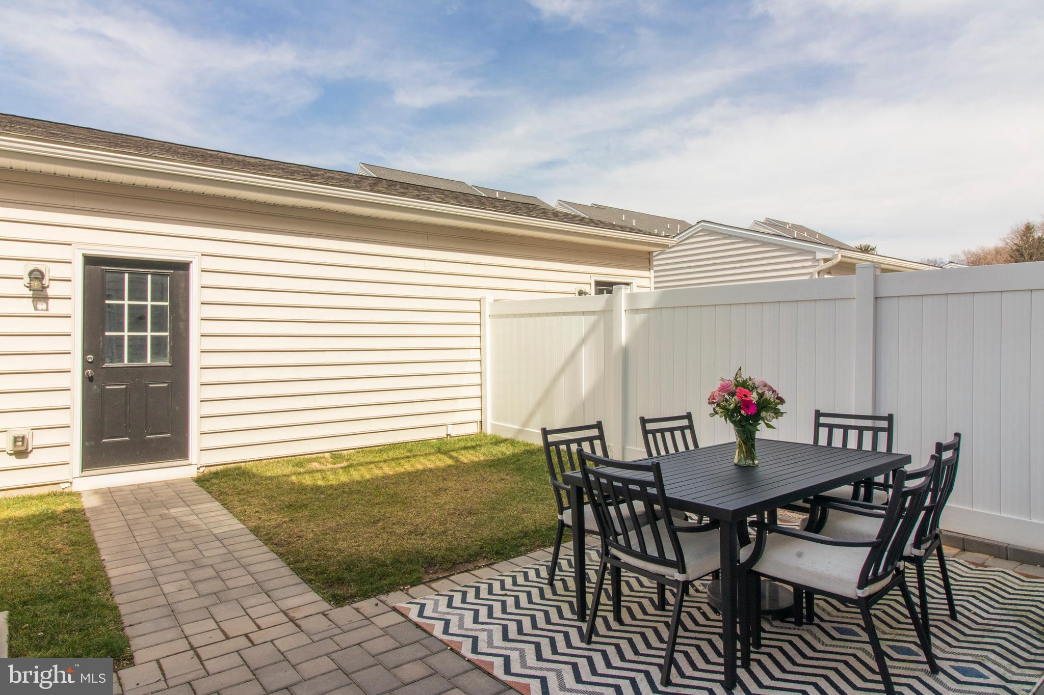 MAGNOLIA PLACE - Residential