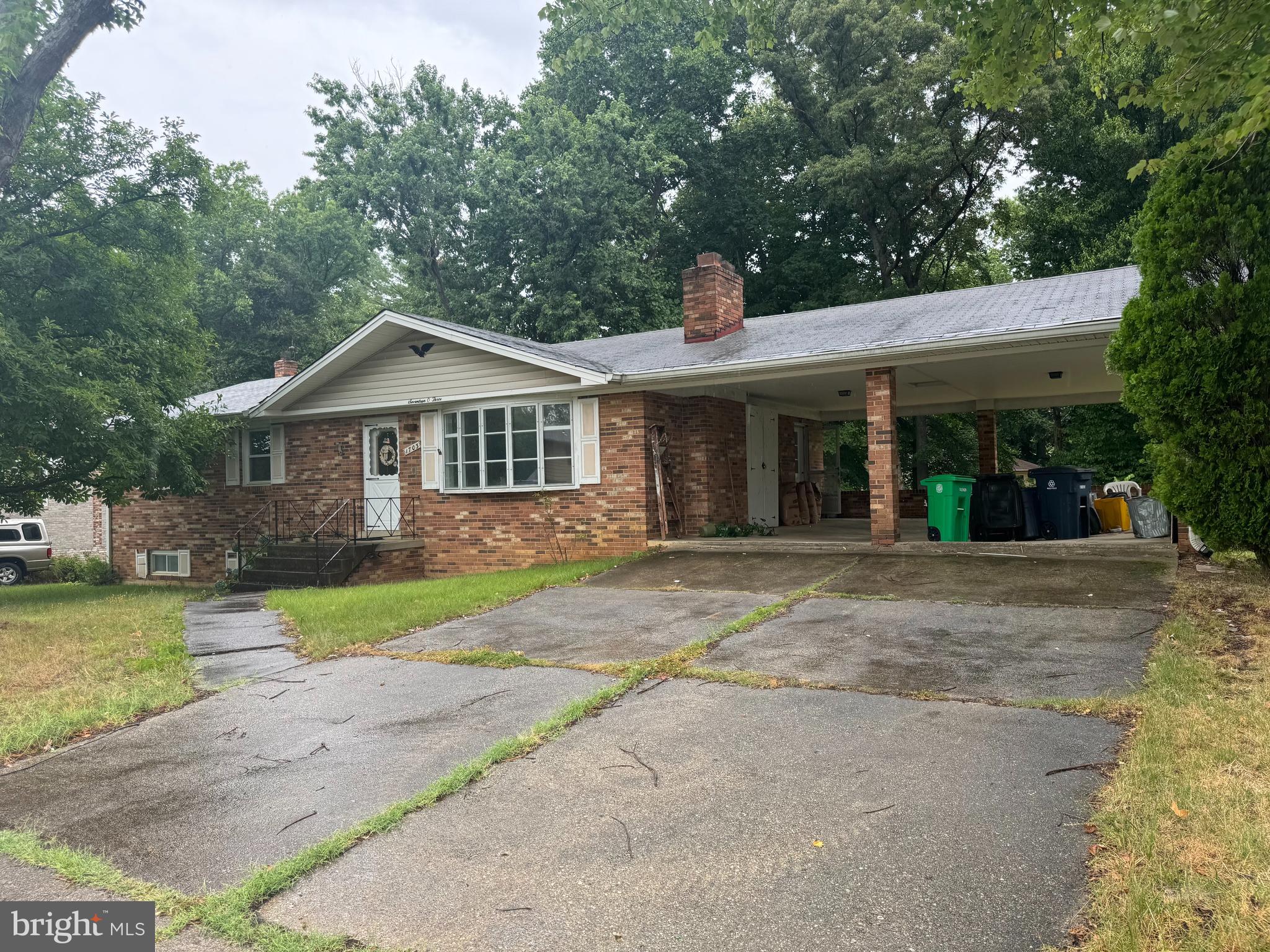 FORT WASHINGTON - Residential