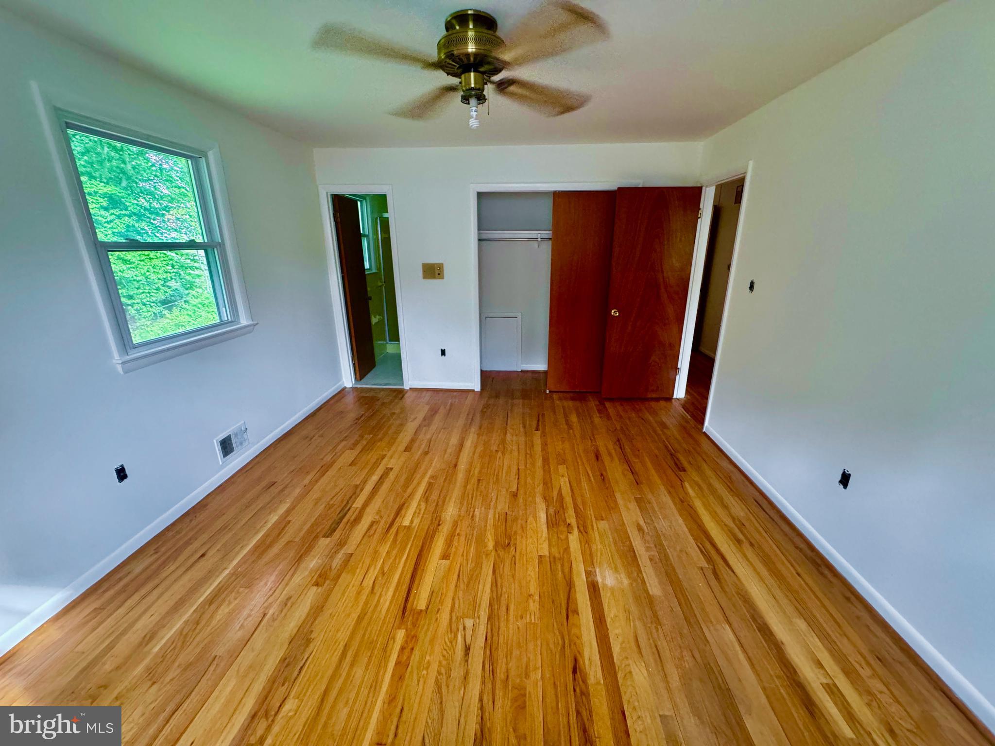 FORT WASHINGTON - Residential