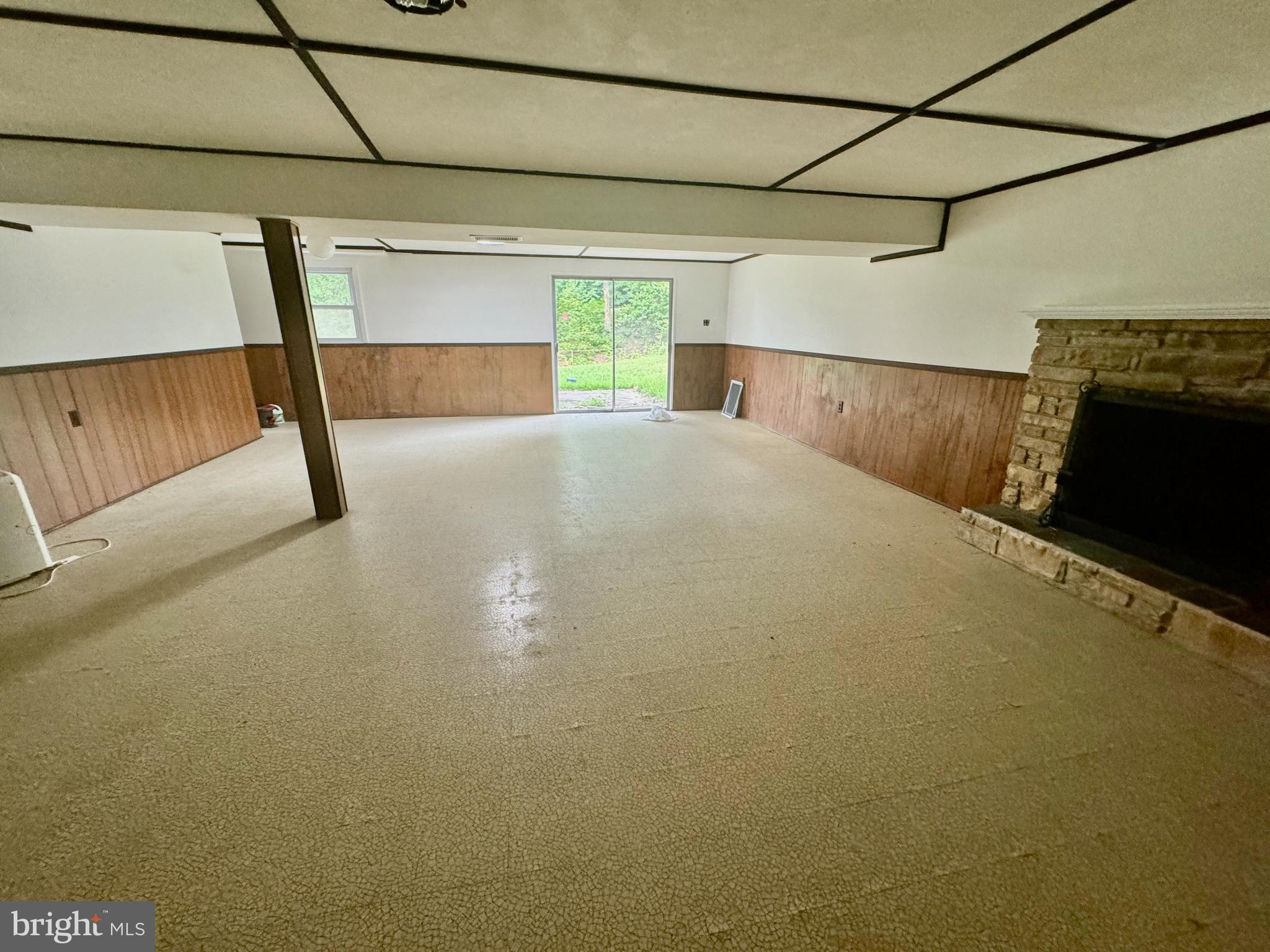 FORT WASHINGTON - Residential