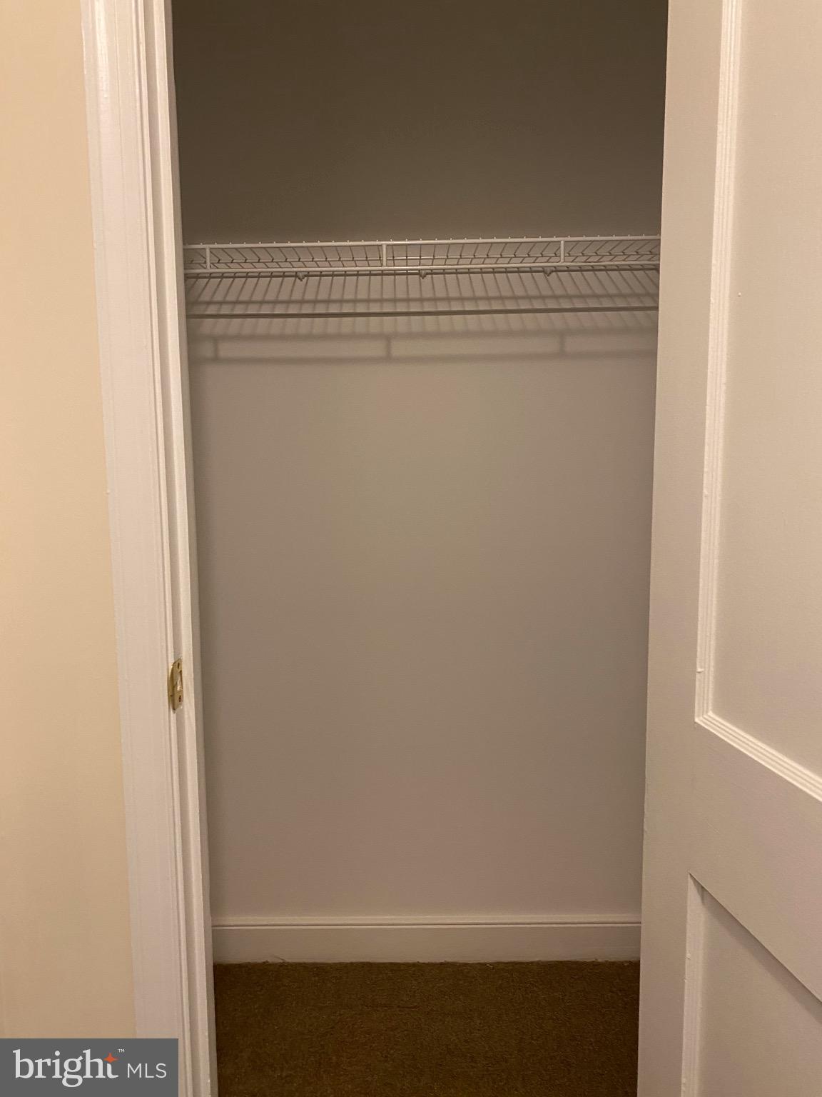 GLENMONT VILLAGE - Residential Lease