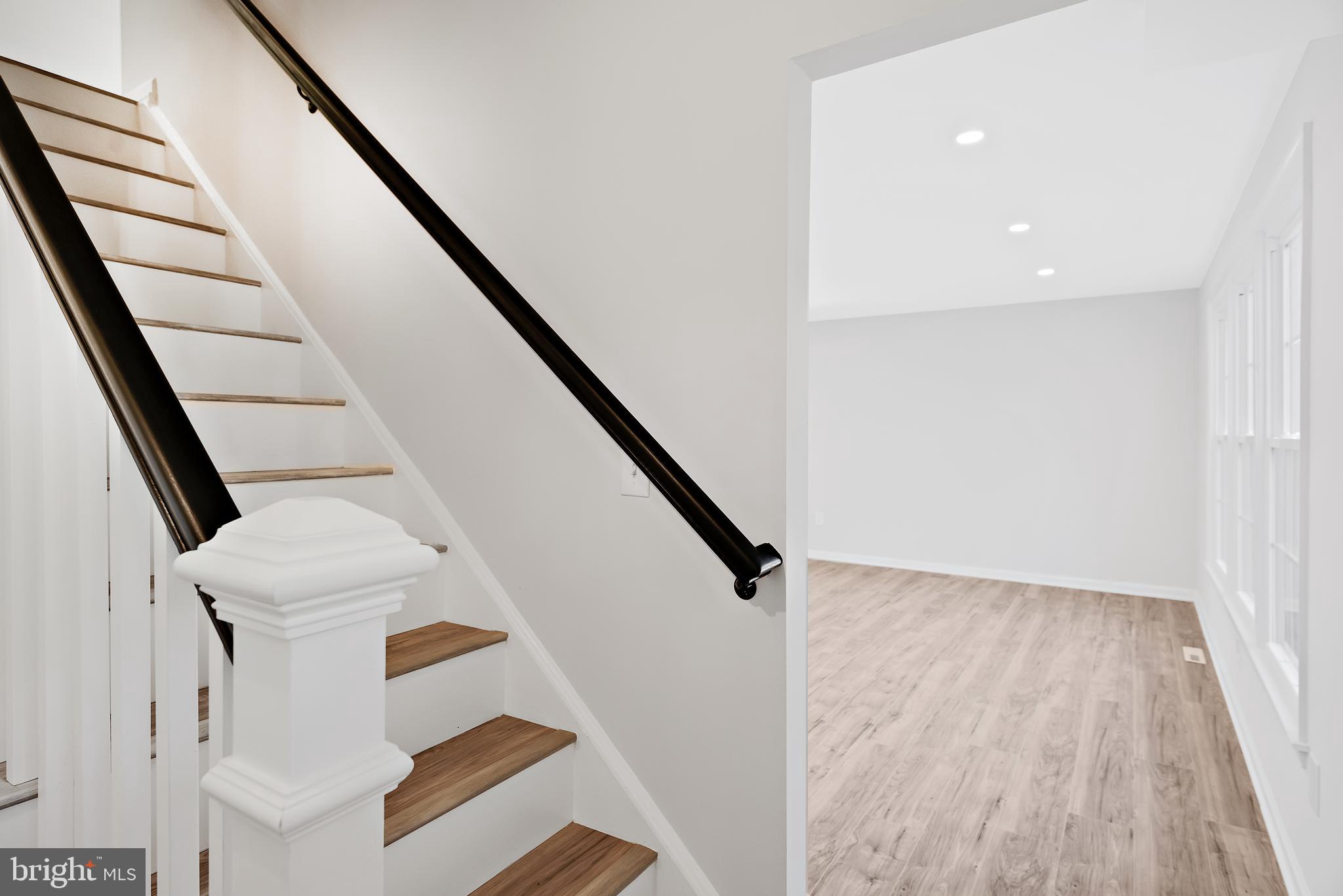 SPRINGDALE - Residential