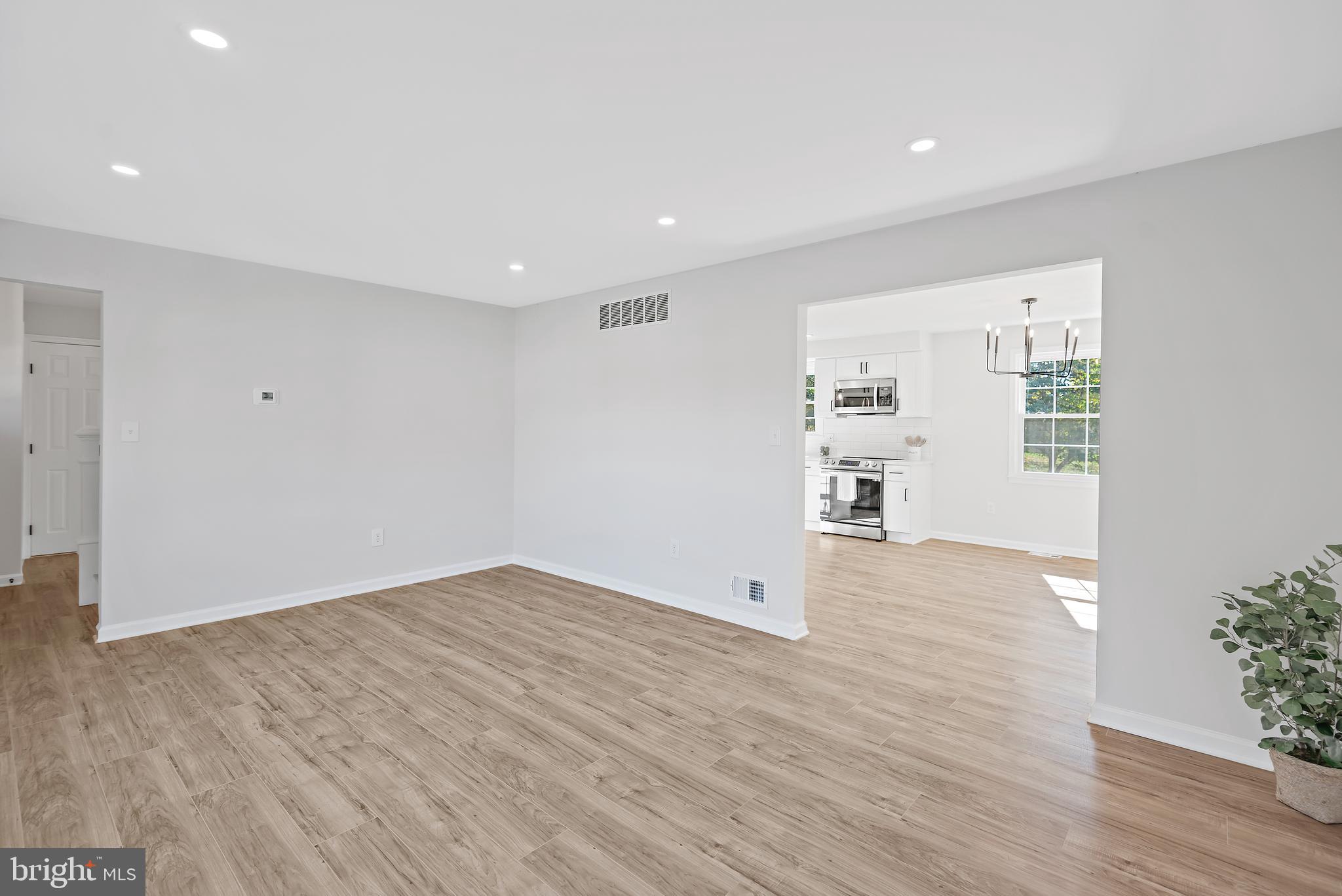 SPRINGDALE - Residential