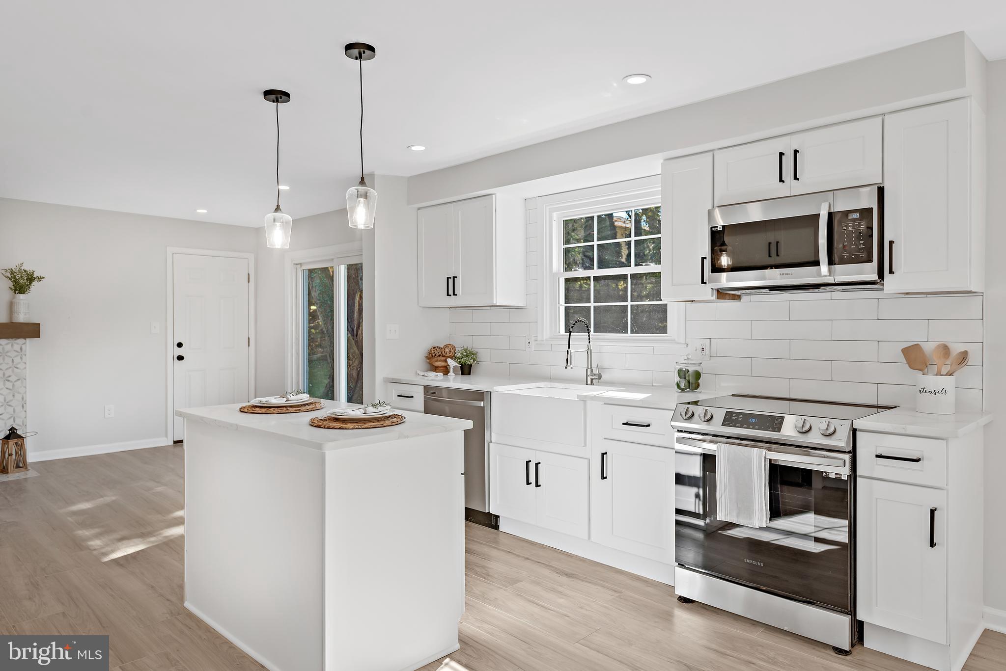 SPRINGDALE - Residential