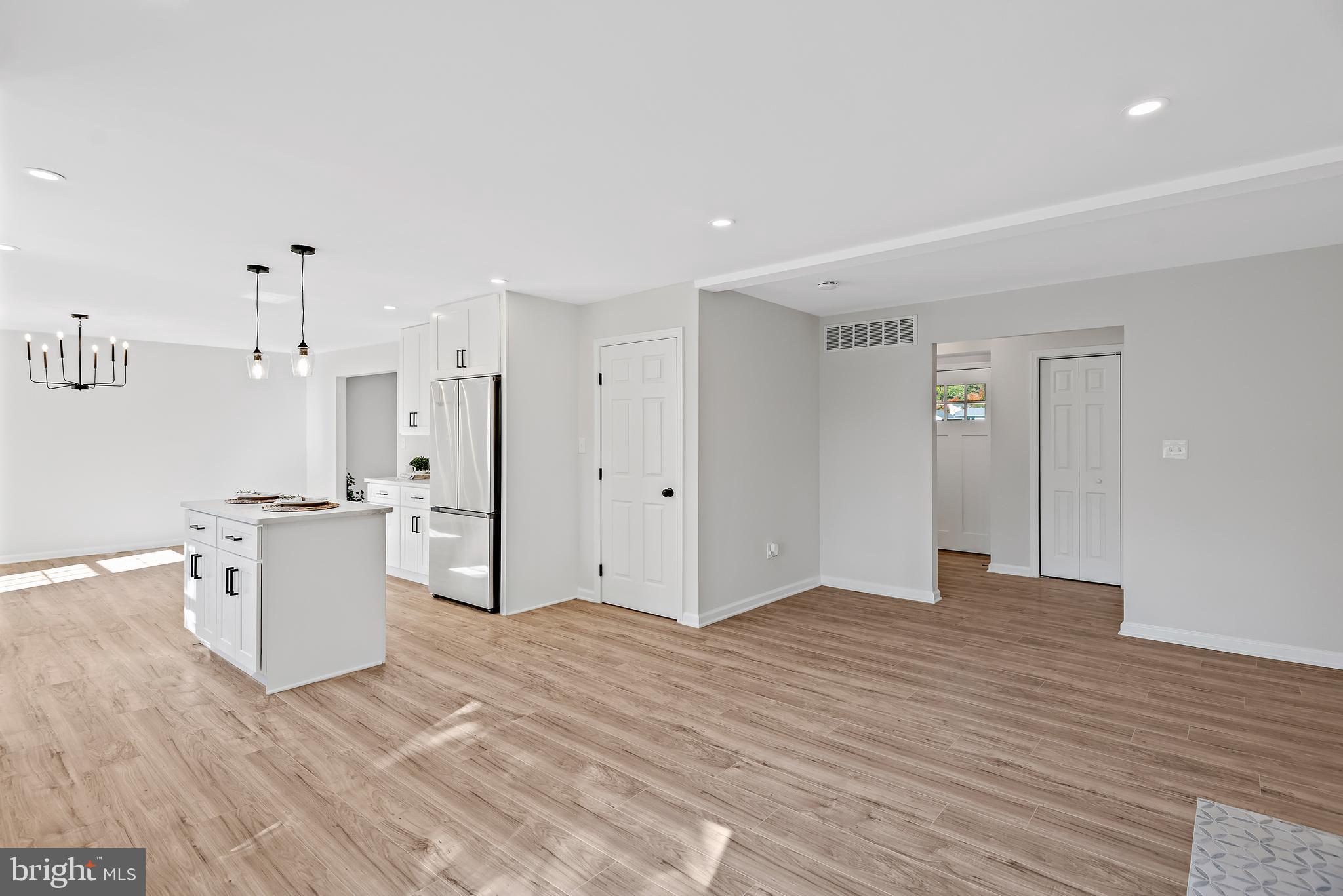 SPRINGDALE - Residential