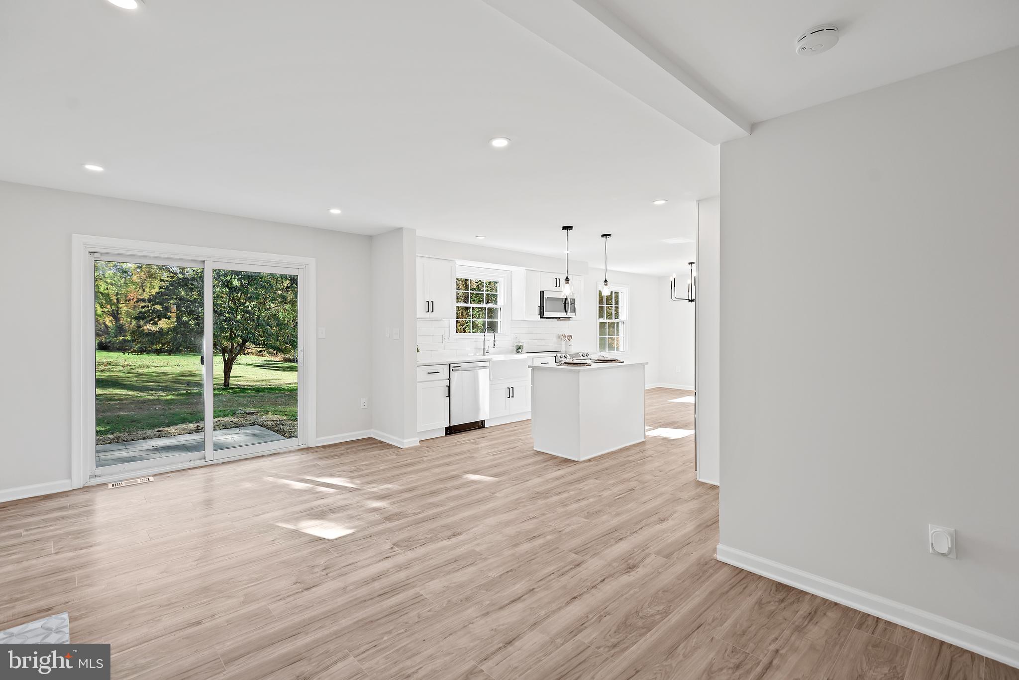 SPRINGDALE - Residential