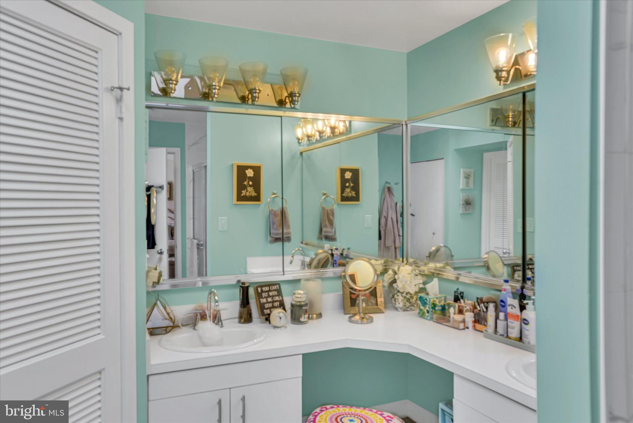 ANNEN WOODS - Residential