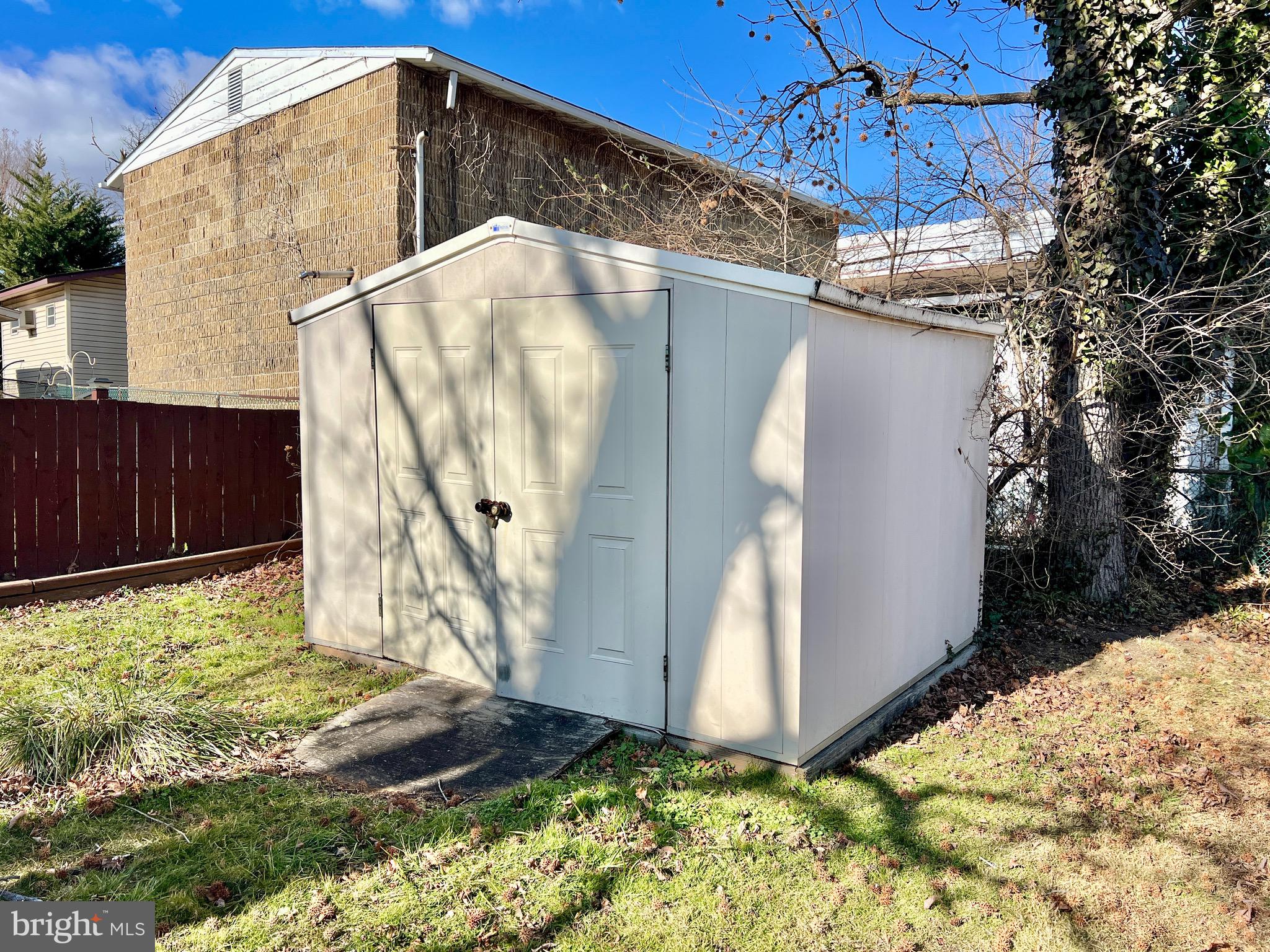 ROSEDALE FARMS - Residential