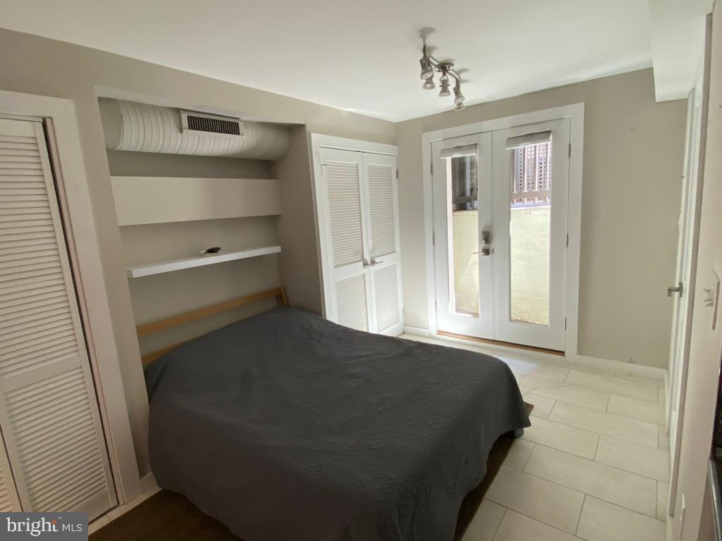 DUPONT - Residential Lease