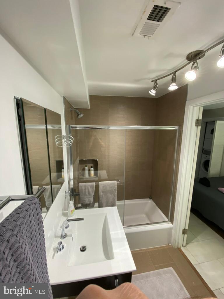 DUPONT - Residential Lease