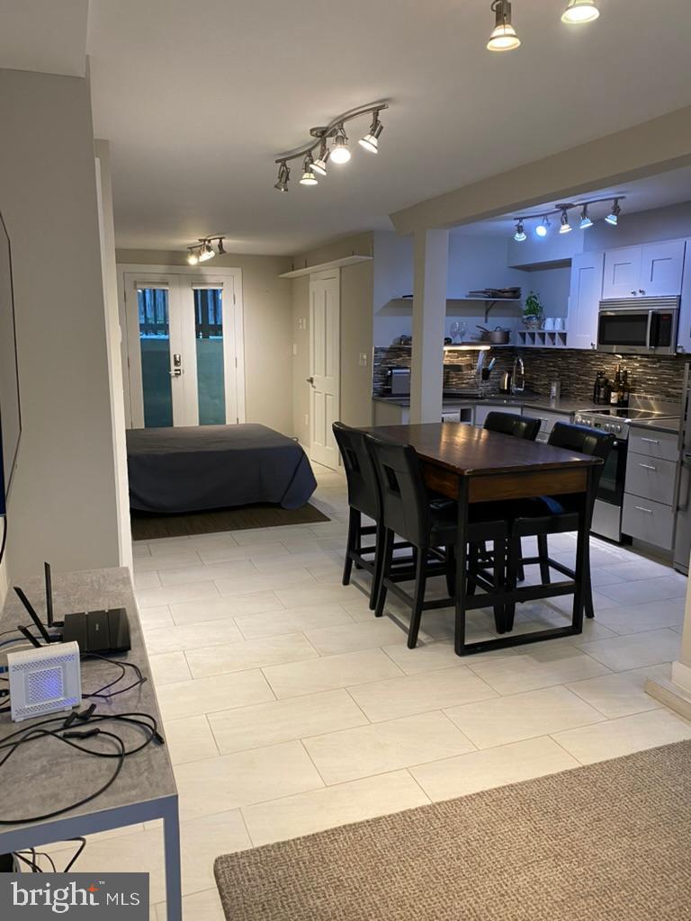 DUPONT - Residential Lease